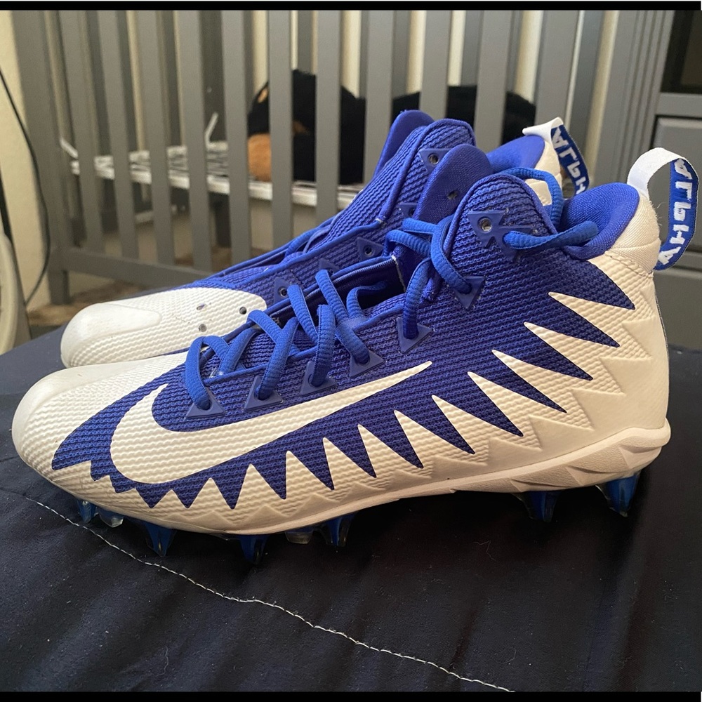 NIKE ALPHA MENACE FOOTBALL CLEATS
